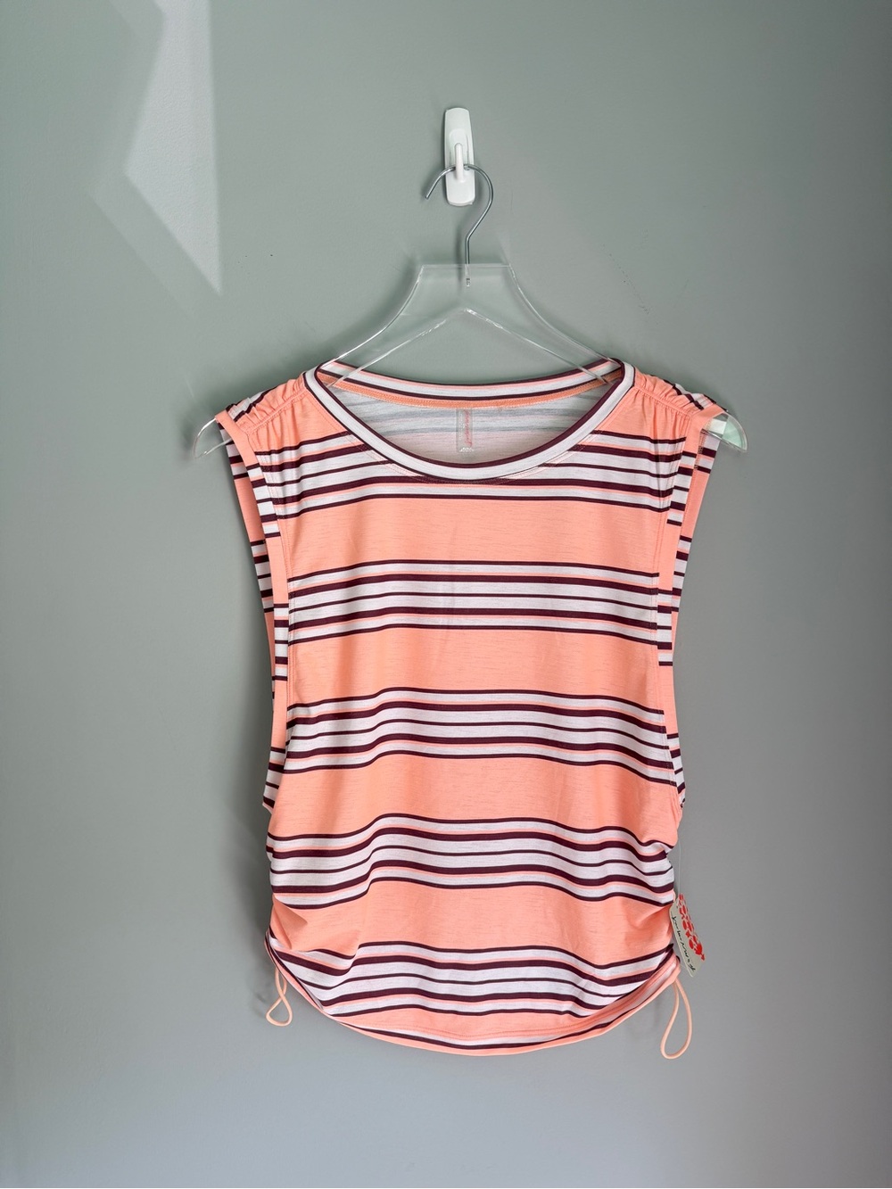 FP Movement Women's Sport Mode Muscle Print Tee Striped Medium NEW